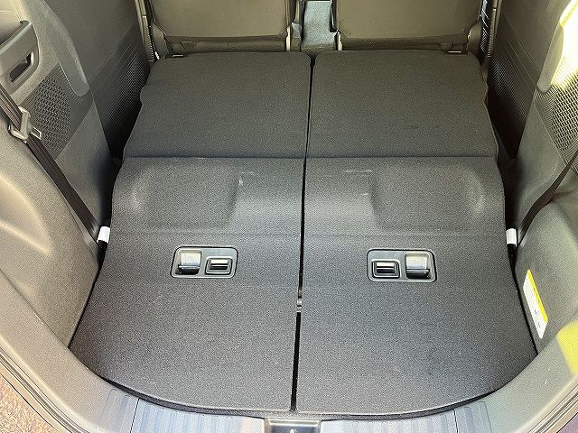 HONDA N BOX CUSTOM 2023 Image 31