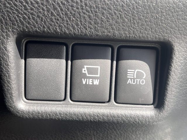 TOYOTA C-HR 2021 Image 31