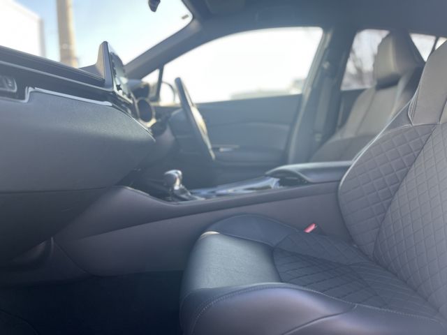 TOYOTA C-HR 2021 Image 31