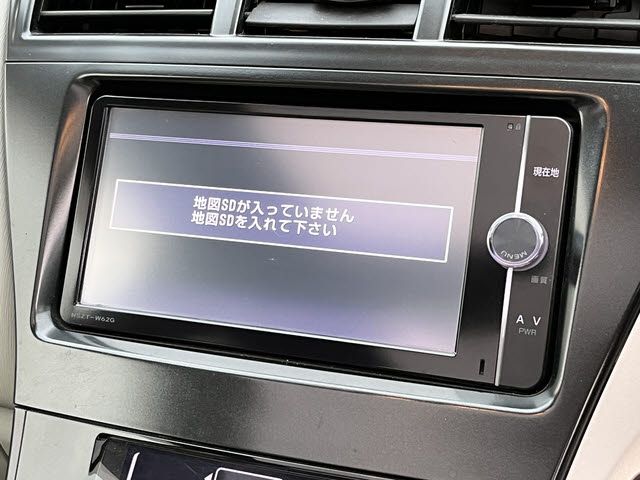 TOYOTA PRIUS ALPHA 2012 Image 31