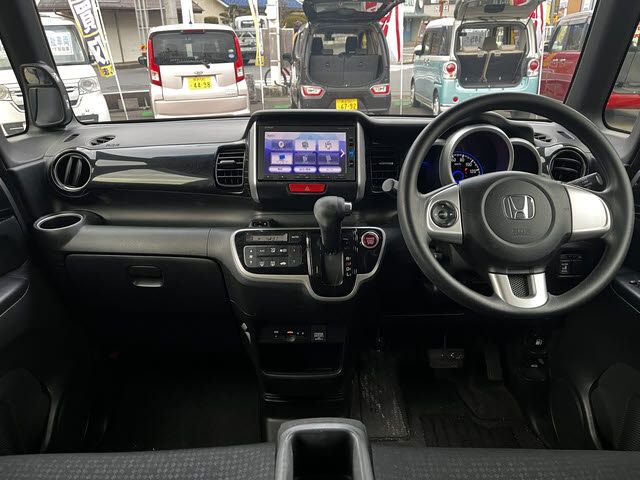 HONDA N BOX CUSTOM 2017 Image 31