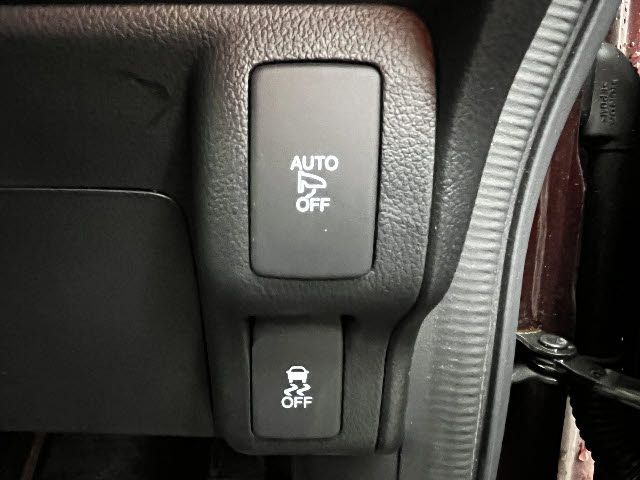 HONDA N BOX CUSTOM 2017 Image 31