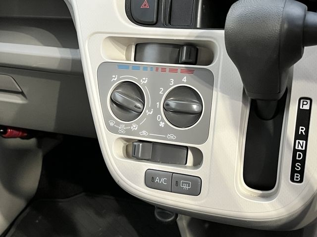 DAIHATSU MOVE 2018 Image 31