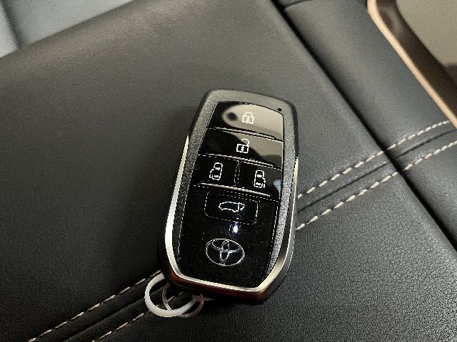 TOYOTA ALPHARD 2025 Image 31