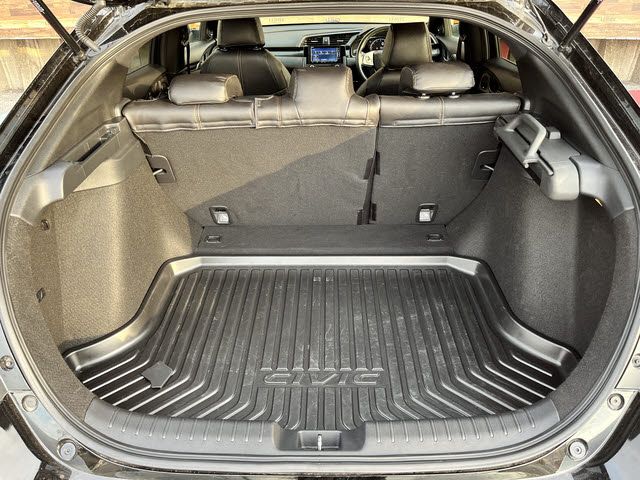 HONDA CIVIC HATCHBACK 2020 Image 31