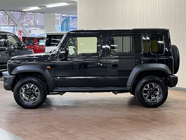 SUZUKI JIMNY NOMADE 2025 Image 31