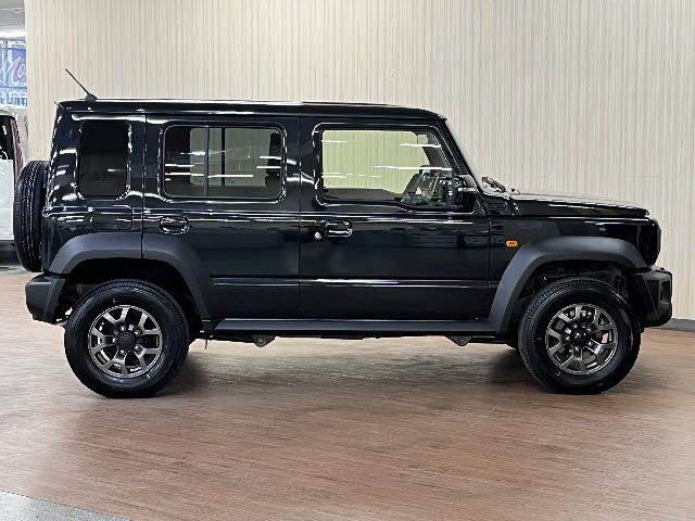 SUZUKI JIMNY NOMADE 2025 Image 31