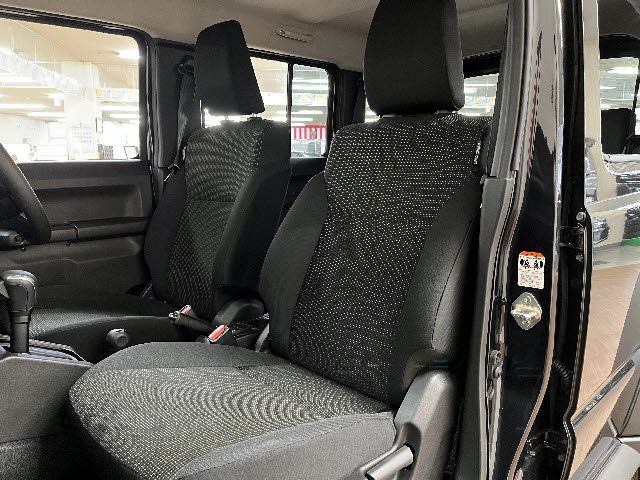 SUZUKI JIMNY NOMADE 2025 Image 31