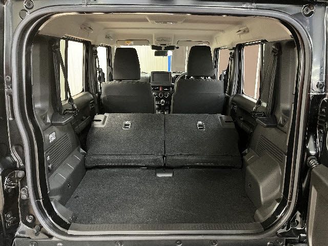 SUZUKI JIMNY NOMADE 2025 Image 31