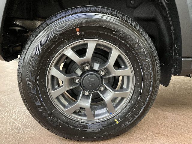 SUZUKI JIMNY NOMADE 2025 Image 31