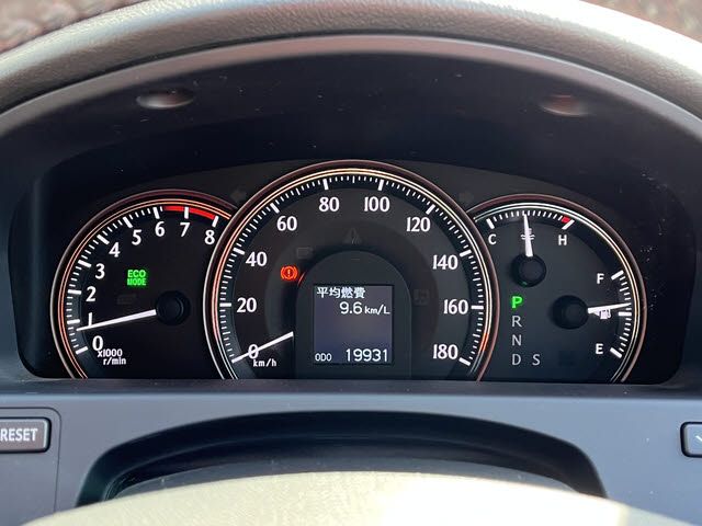 TOYOTA CROWN SEDAN 4WD 2011 Image 31