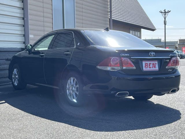 TOYOTA CROWN SEDAN 4WD 2011 Image 31