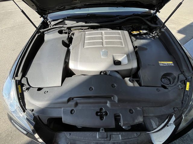 TOYOTA CROWN SEDAN 4WD 2011 Image 31