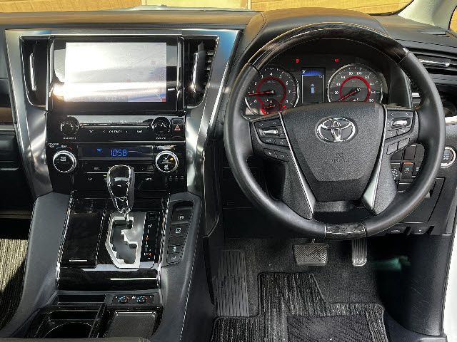 TOYOTA ALPHARD 2023 Image 31