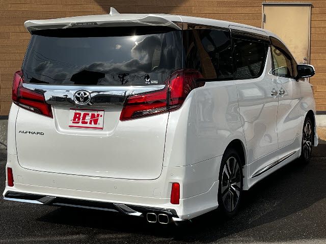 TOYOTA ALPHARD 2023 Image 31