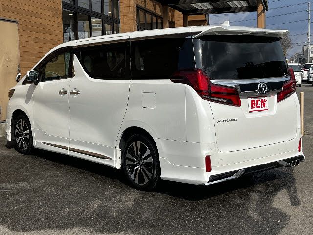 TOYOTA ALPHARD 2023 Image 31