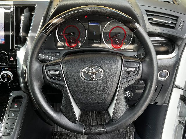 TOYOTA ALPHARD 2023 Image 31