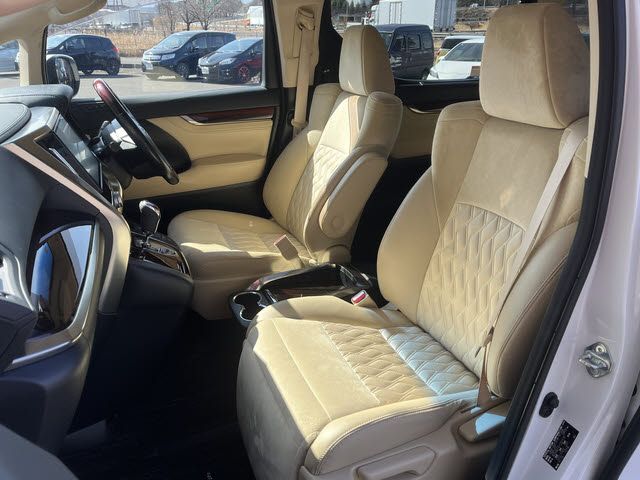 TOYOTA VELLFIRE 2017 Image 31