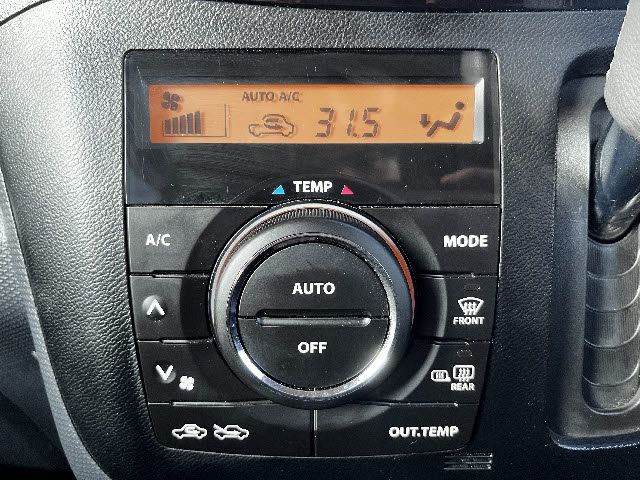 SUZUKI SOLIO BANDIT 4WD 2014 Image 31