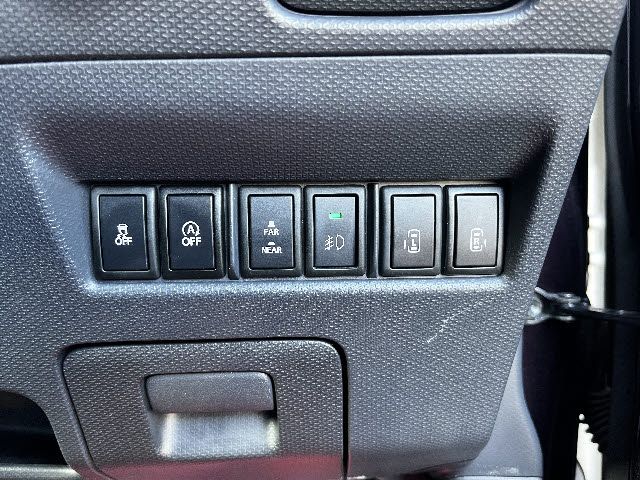 SUZUKI SOLIO BANDIT 4WD 2014 Image 31