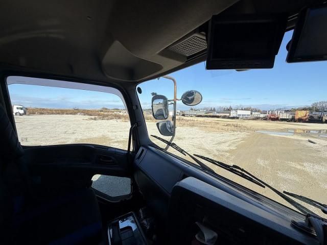 ISUZU GIGA 2017 Image 31