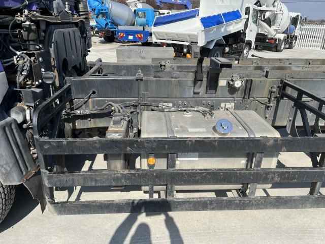 MITSUBISHI FUSOU SUPER GREAT 2011 Image 31