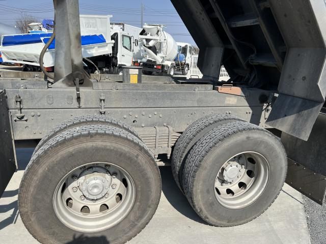 MITSUBISHI FUSOU SUPER GREAT 2011 Image 31