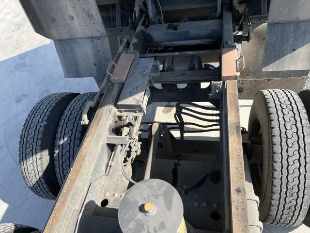 MITSUBISHI FUSOU SUPER GREAT 2011 Image 31