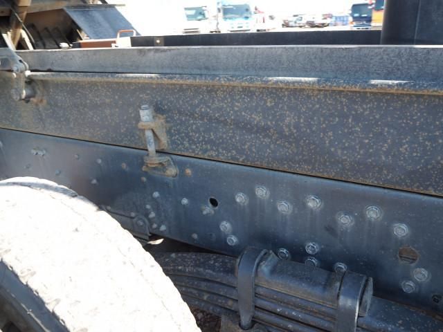 MITSUBISHI FUSOU SUPER GREAT 2016 Image 31