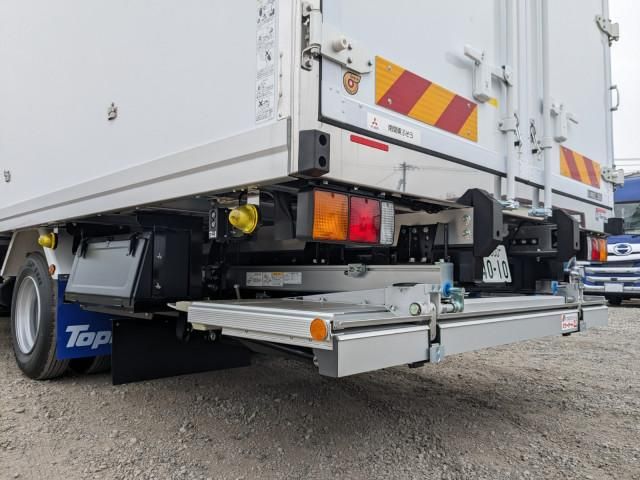 MITSUBISHI FUSOU FIGHTER 2025 Image 31