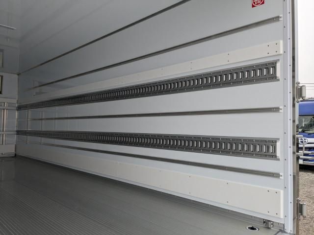 MITSUBISHI FUSOU FIGHTER 2025 Image 31