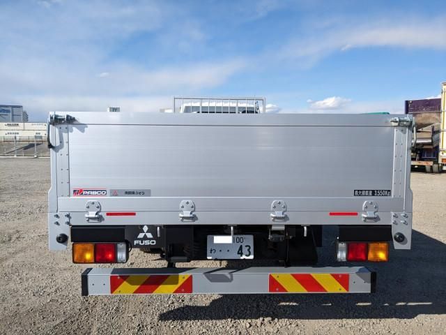 MITSUBISHI FUSOU FIGHTER 2025 Image 31