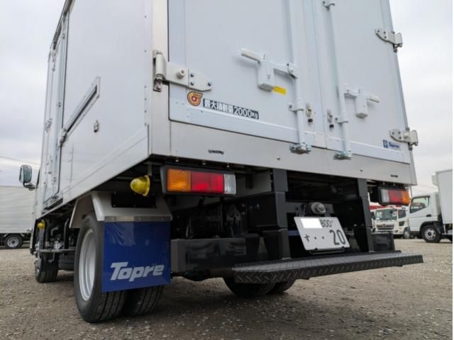 MITSUBISHI CANTER 2025 Image 31