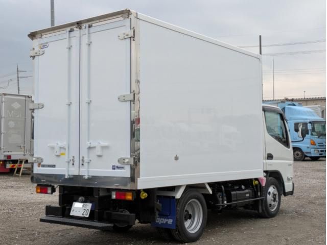 MITSUBISHI CANTER 2025 Image 31