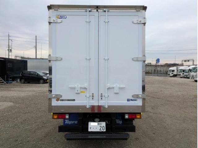 MITSUBISHI CANTER 2025 Image 31