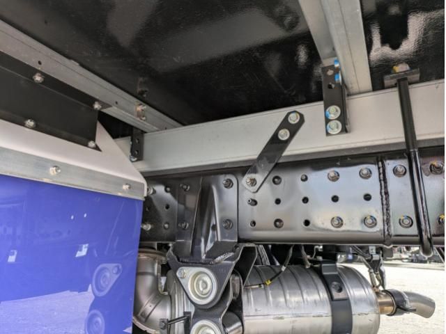 MITSUBISHI CANTER 2025 Image 31