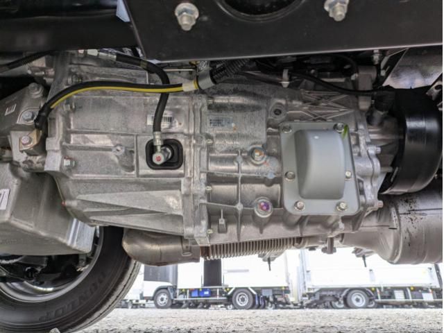 MITSUBISHI CANTER 2025 Image 31