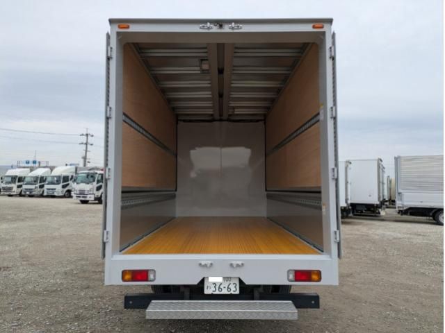 HINO DUTRO 2024 Image 31