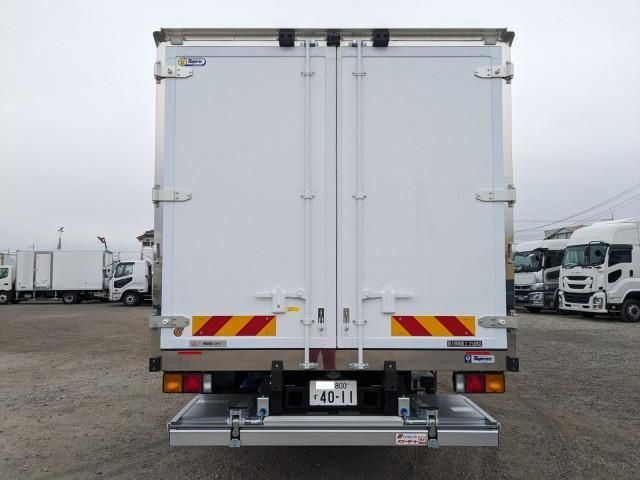 MITSUBISHI FUSOU FIGHTER 2025 Image 31