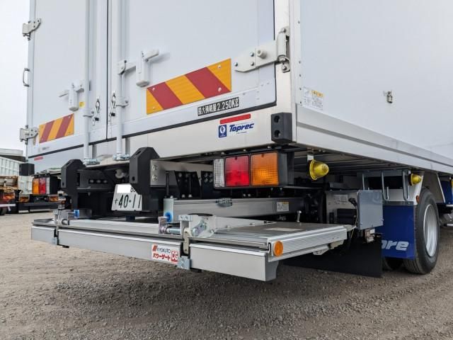 MITSUBISHI FUSOU FIGHTER 2025 Image 31