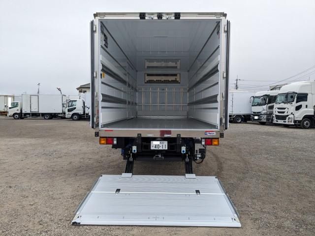 MITSUBISHI FUSOU FIGHTER 2025 Image 31