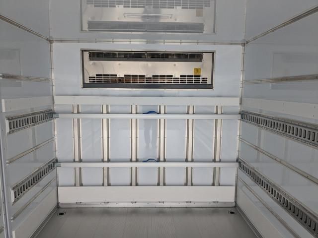 MITSUBISHI FUSOU FIGHTER 2025 Image 31