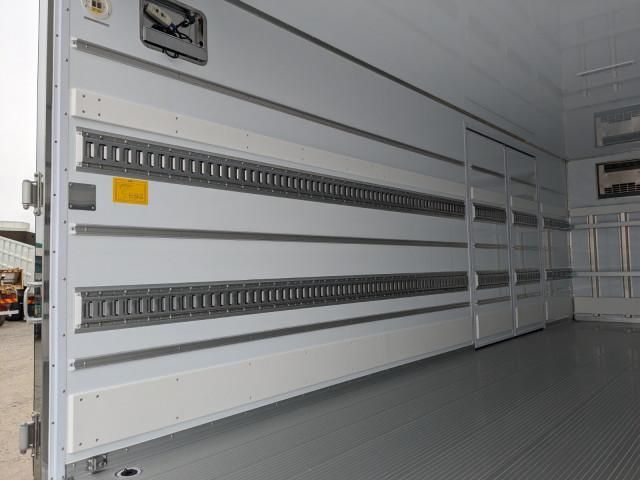 MITSUBISHI FUSOU FIGHTER 2025 Image 31