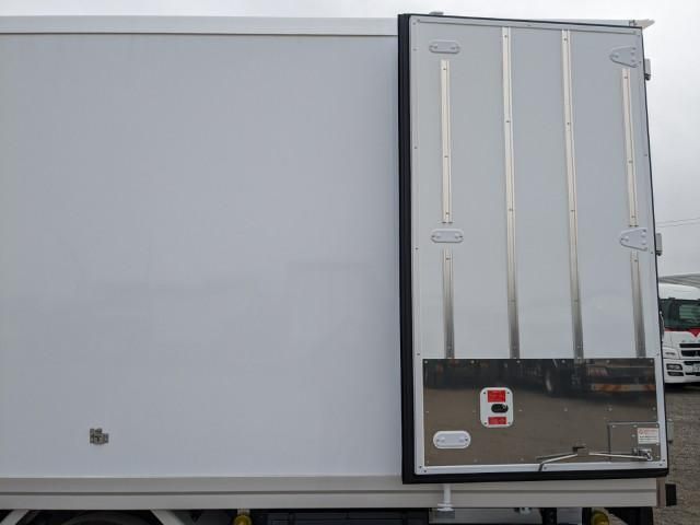 MITSUBISHI FUSOU FIGHTER 2025 Image 31