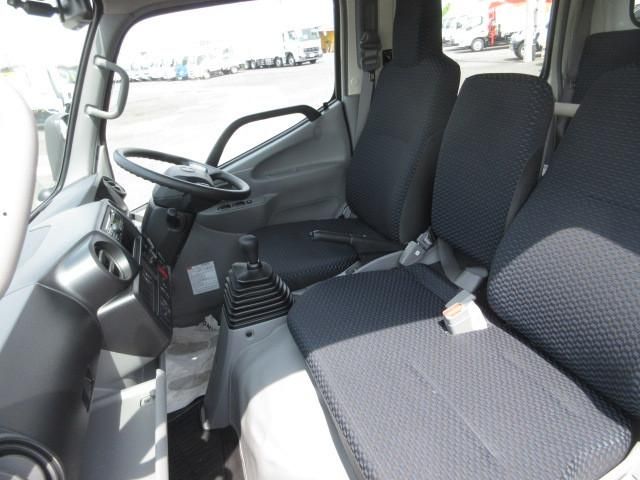 HINO DUTRO 2025 Image 31