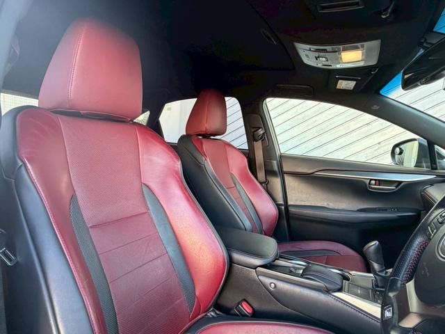 TOYOTA LEXUS NX300H 2015 Image 31