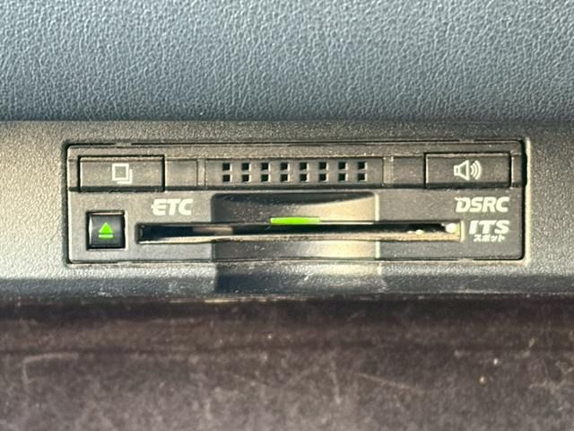 TOYOTA LEXUS NX300H 2015 Image 31