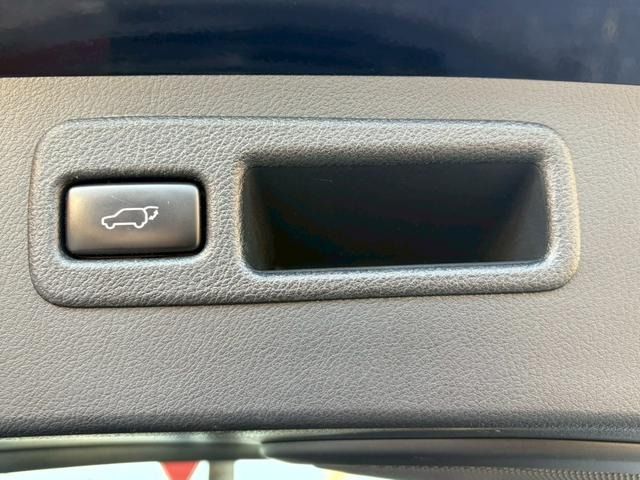 TOYOTA LEXUS NX300H 2015 Image 31