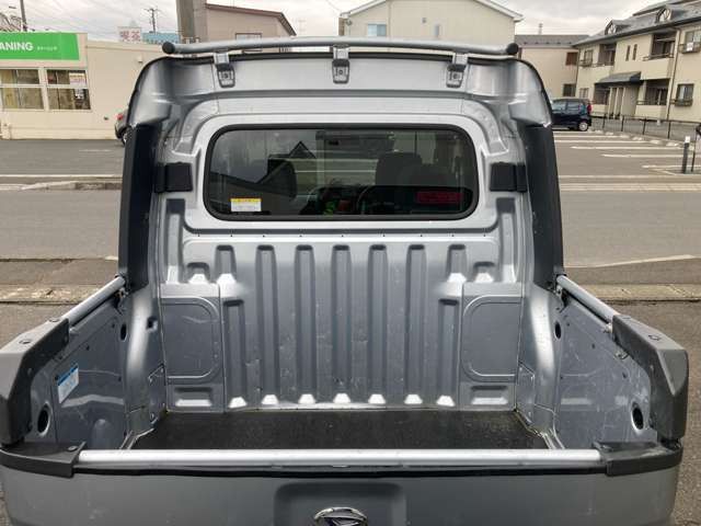 DAIHATSU HIJET DECKVAN 4WD 2015 Image 31