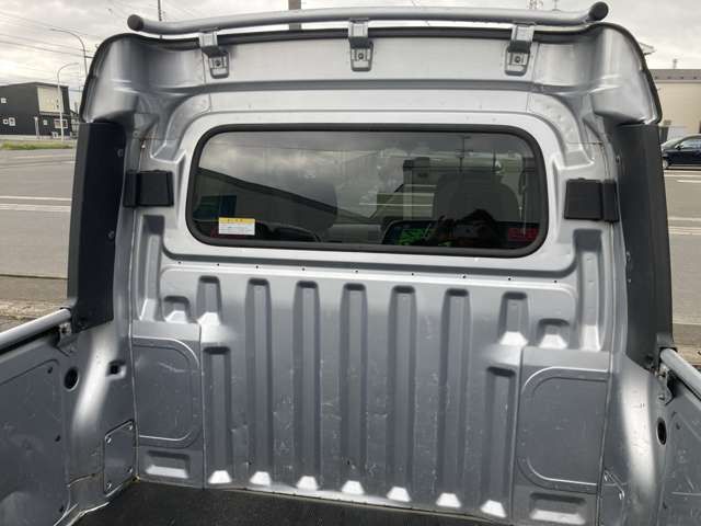 DAIHATSU HIJET DECKVAN 4WD 2015 Image 31